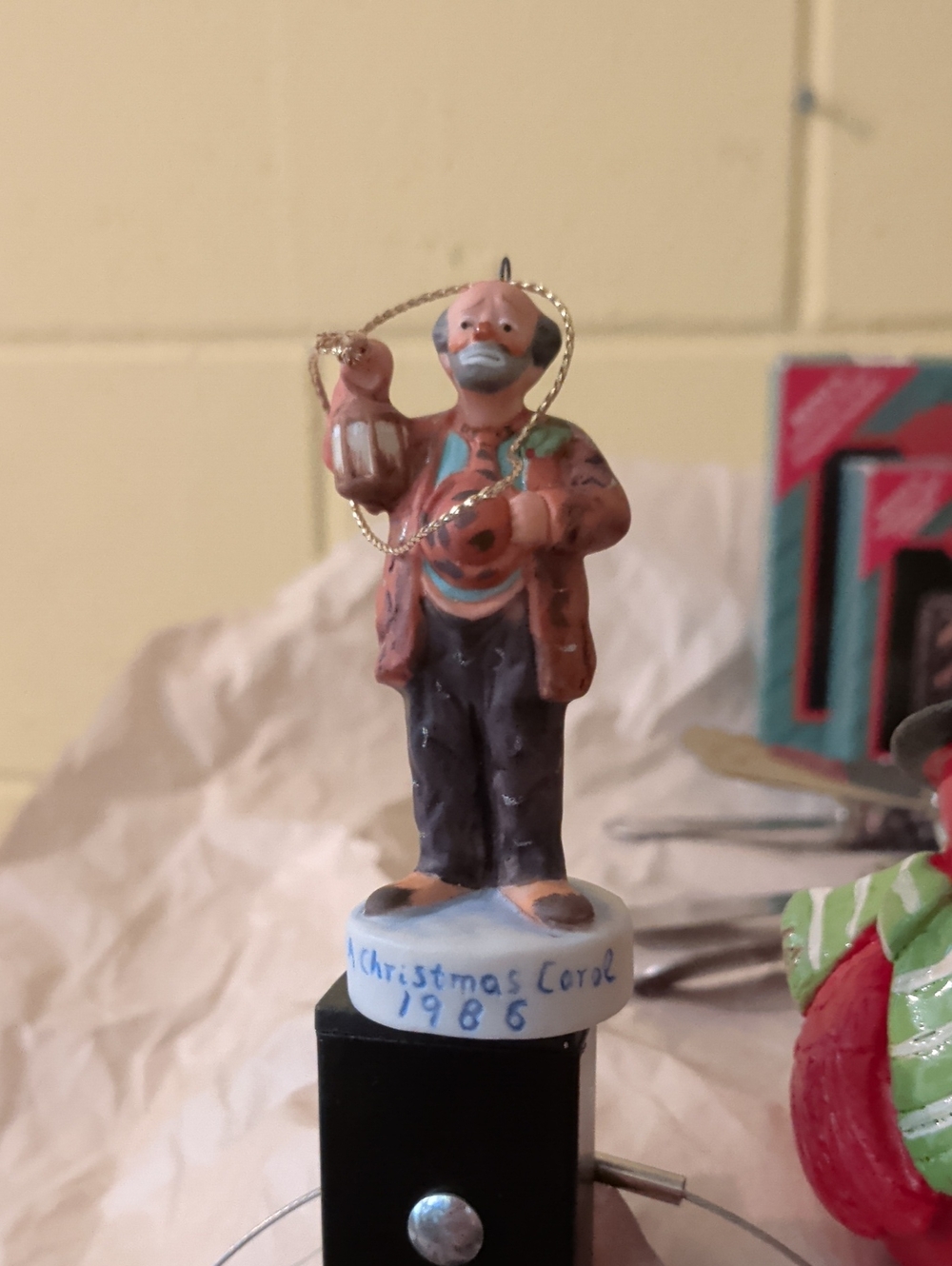 1986 Emmett Kelly Jr A Christmas Carol. Clown Ornament. Dave Grossman Collection